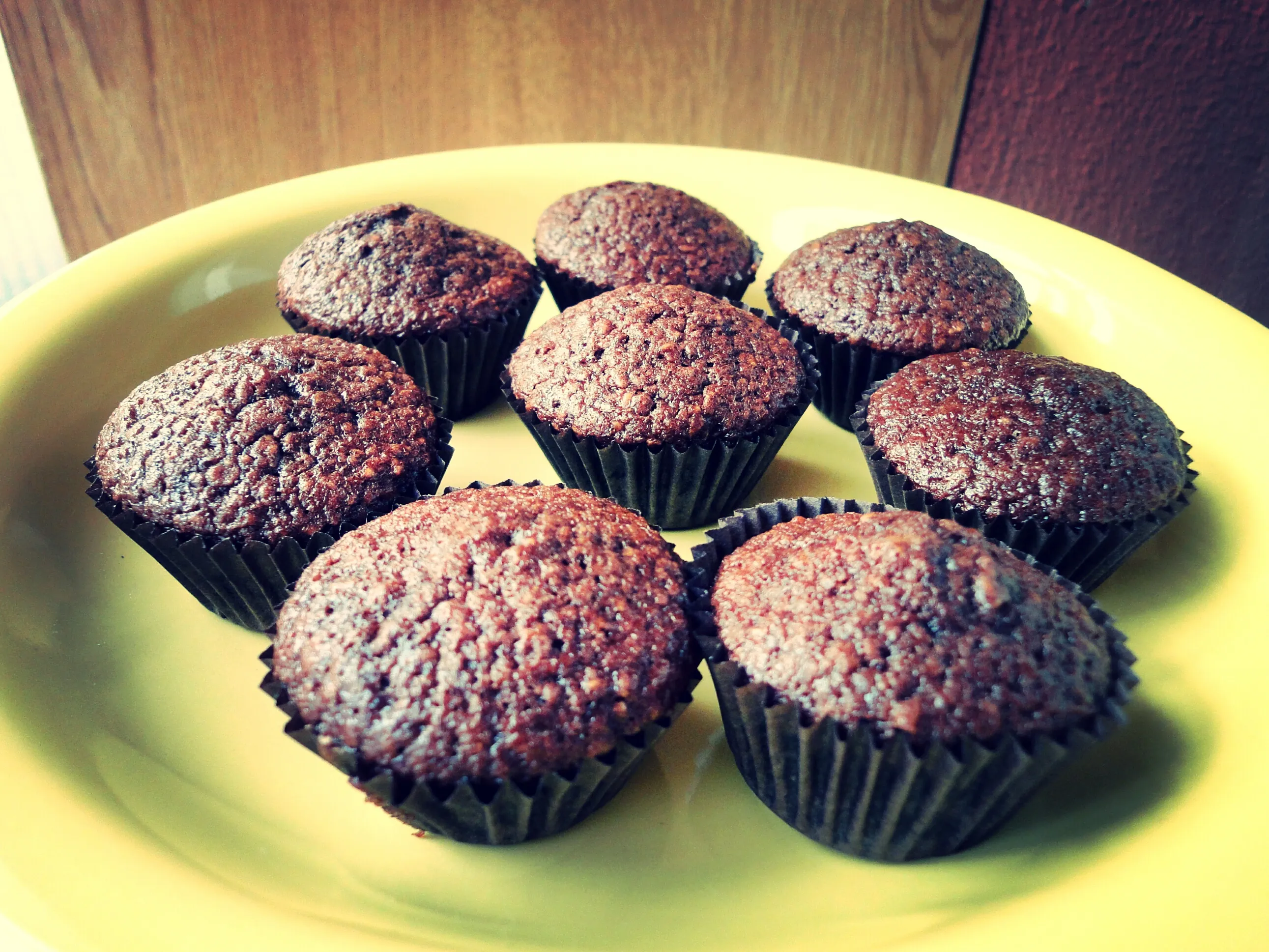 {'en': 'Oat muffins', 'es': 'Magdalenas de avena'} Image