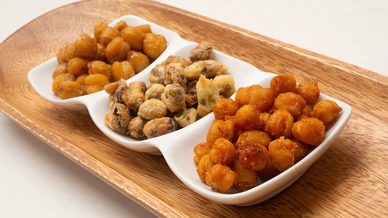 {'en': 'Roasted chickpeas', 'es': 'Garbanzos tostados'} Image