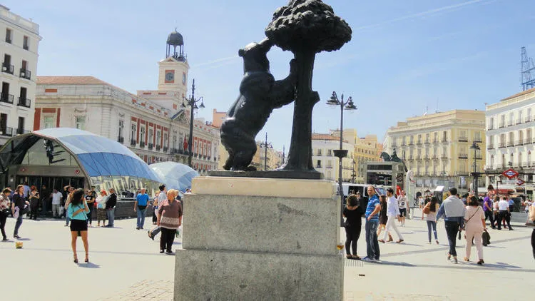 {'en': 'MADRID', 'es': 'MADRILEÑ@S'} Image