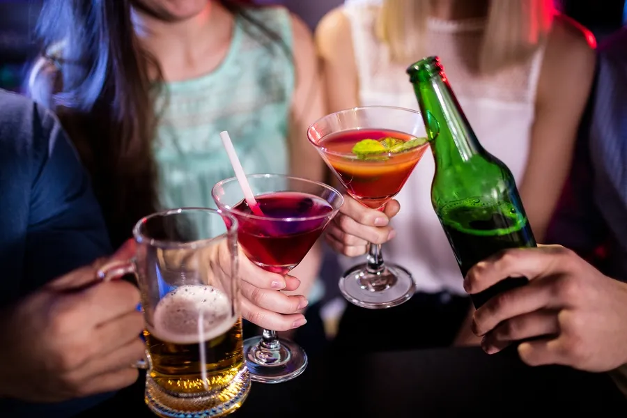 {'en': 'Alcoholic beverages, how does glycemia affect?', 'es': 'Bebidas alcohólicas, ¿cómo afecta la glucemia?'} Image