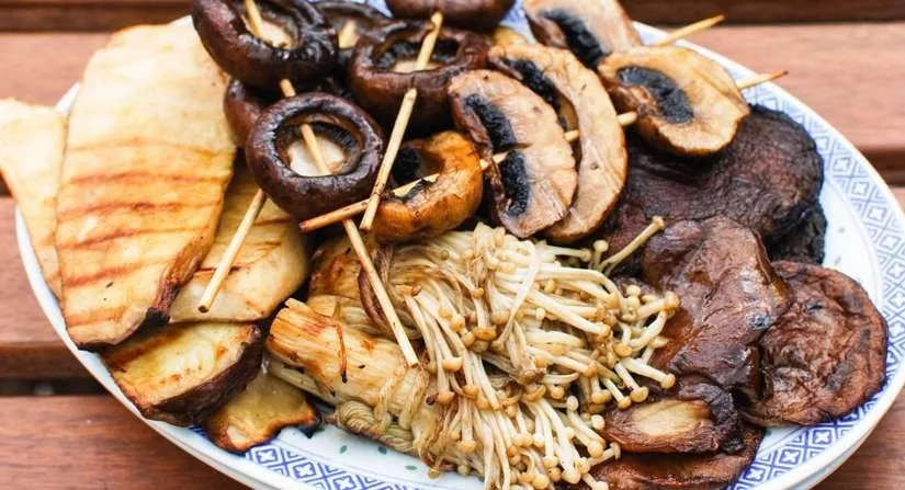 {'en': 'The mushrooms: a healthy food for autumn', 'es': 'Las setas: un alimento sano para el otoño'} Image