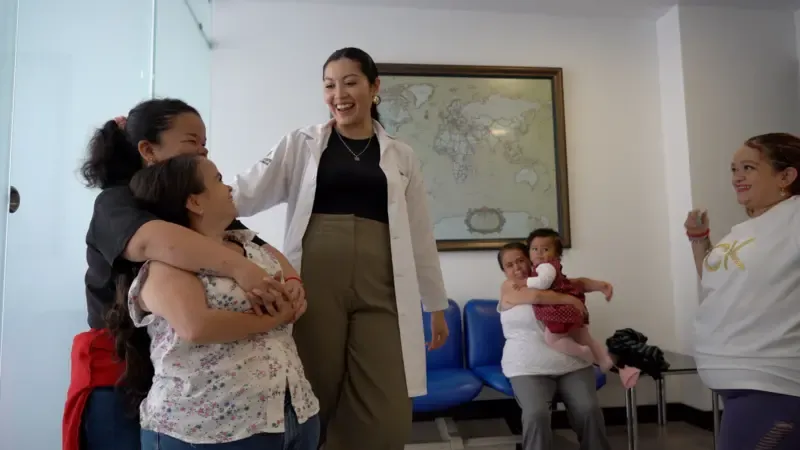 {'en': '[[NO-TRANS]]¿Y si una enfermedad rara ayudara a entender mejor la diabetes?', 'es': '¿Y si una enfermedad rara ayudara a entender mejor la diabetes?'} Image