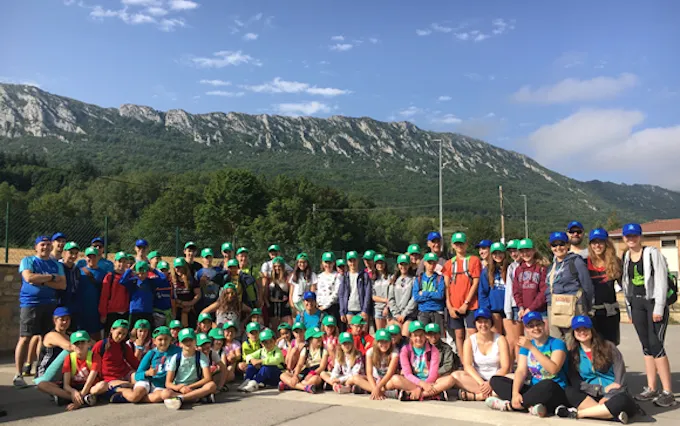 {'en': '600 young people with diabetes learn in summer camps', 'es': '600 jóvenes con diabetes aprenden en campamentos de verano'} Image