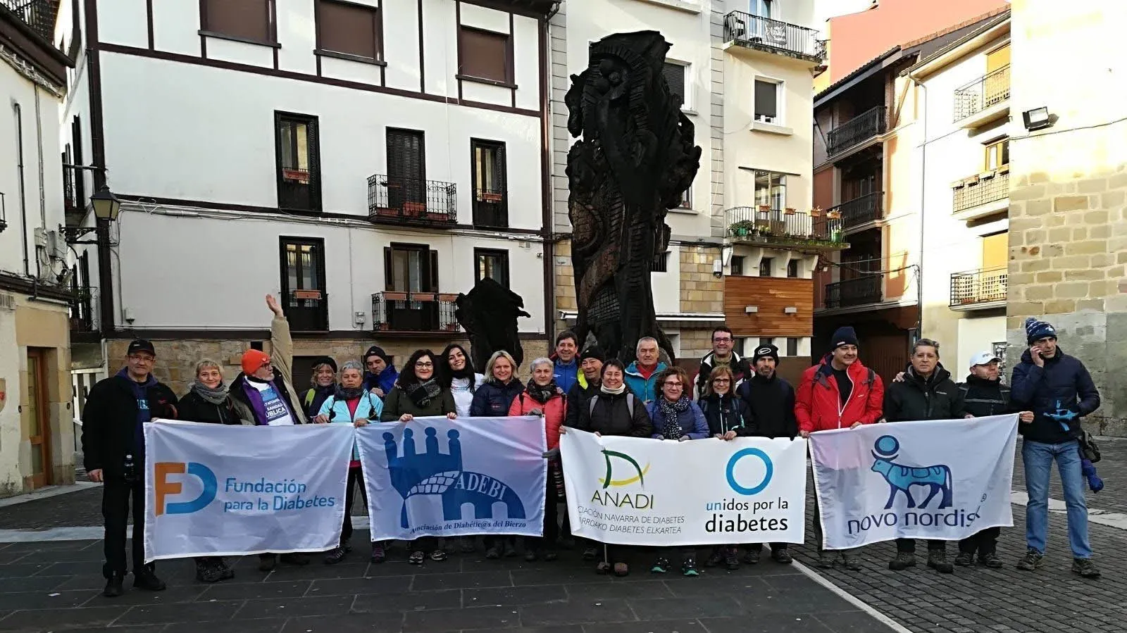 {'en': "The training for the 'Challenge walks through diabetes to Santiago' starts in Alsasua", 'es': "Arranca en Alsasua el entrenamiento para el 'Reto Camina por la Diabetes a Santiago'"} Image