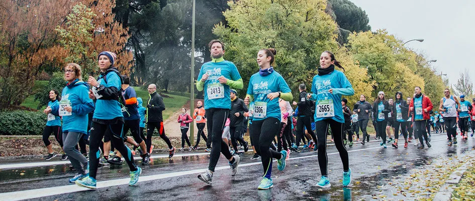 {'en': '4,000 people participate in the popular diabetes race', 'es': '4.000 personas participan en la Carrera Popular por la Diabetes'} Image