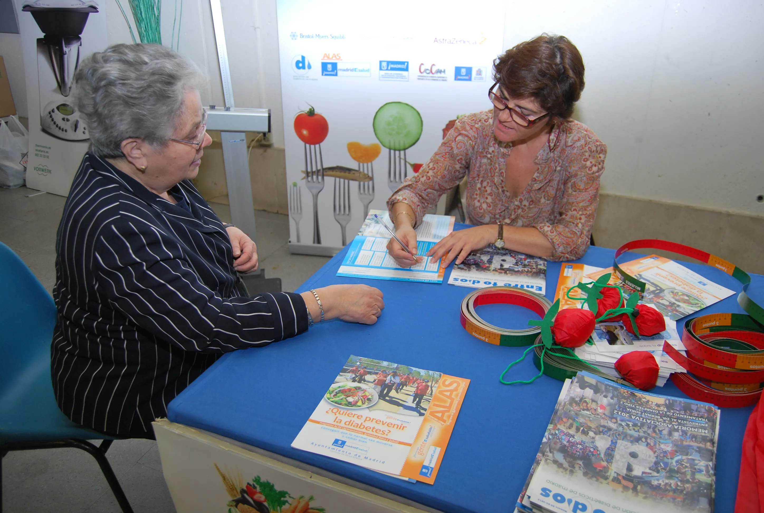 {'en': "'Diabetes in your neighborhood' to diagnose people with diabetes and do not know!", 'es': "'La diabetes en tu barrio' para diagnosticar a personas con diabetes y no lo saben!"} Image