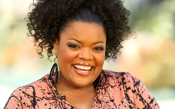 {'en': 'Colgate, Ada and Actress Yvette Nicole Brown together for diabetes', 'es': 'Colgate, la ADA y la actriz Yvette Nicole Brown juntos por la diabetes'} Image