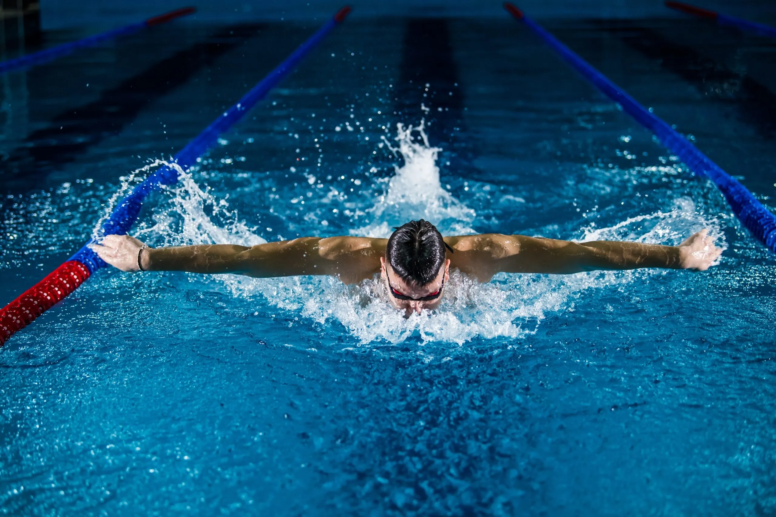 {'en': 'Freestyle free and swimming.', 'es': 'Freestyle Libre y natacion.'} Image